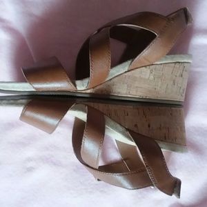 Lands End brown sandals, barely worn, velcro close